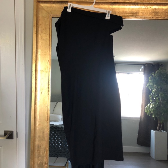 Jarlo | Cold Shoulder Pencil Dress - fits like size 8 - Picture 6 of 8